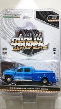 GREEN LiGHT 1:64 DUALLY DRIVERS Series 1 '18 CHEVROLET SILVERADO 3500 HD