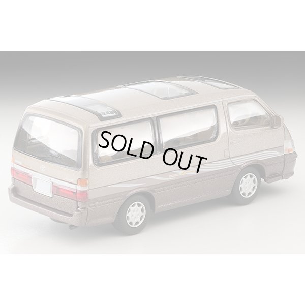 画像2: TOMYTEC 1/64 Limited Vintage NEO Toyota Hiace Wagon Super Custom Limited (Beige / Brown)