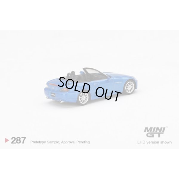 画像3: MINI GT 1/64 Honda S2000 (AP2) Bermuda Blue Pearl (RHD)