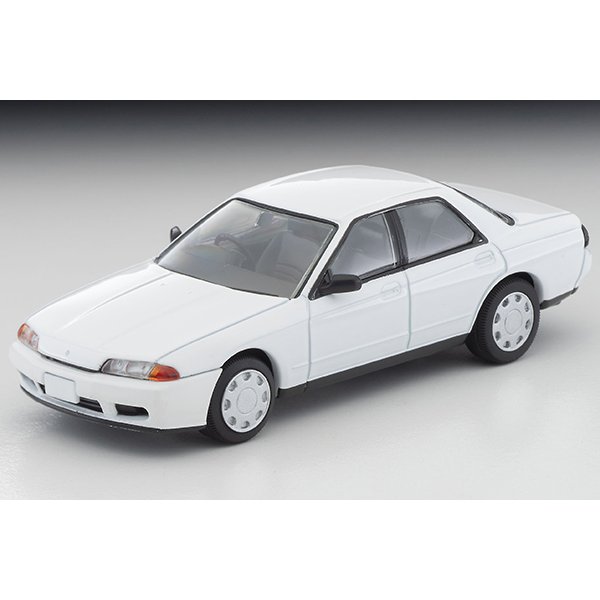 画像1: TOMYTEC 1/64 Limited Vintage Neo Nissan Skyline 4-Door Sports Sedan GXi Type X (White) '92