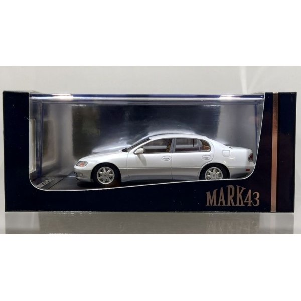 画像1: Hobby JAPAN 1/43 Toyota Aristo 3.0V (JZS147) White Pearl Mica Toning G