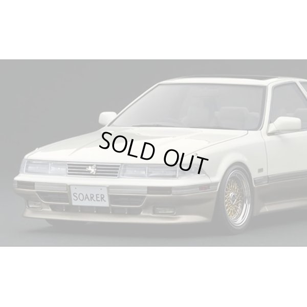 画像3: ignition model 1/18 Toyota Soarer (Z20) 3.0GT-LIMITED White/Gold