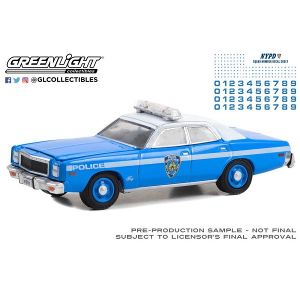 画像1: GREEN LiGHT 1/64 Hot Pursuit - 1977 Plymouth Fury New York City Police Dept (NYPD) w/NYPD Squad Number Decal