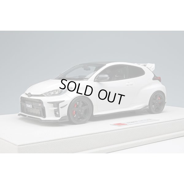 画像2: EIDOLON 1/18 TOM'S GR Yaris 2021 Platinum White Pearl Mica