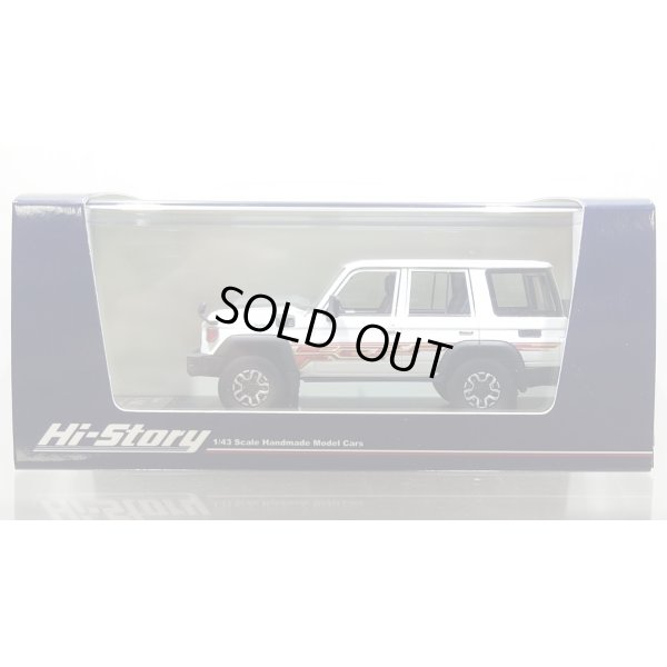 画像1: Hi Story 1/43 Toyota LAND CRUISER 70 AX (2023) Super White II with Stripe Tape