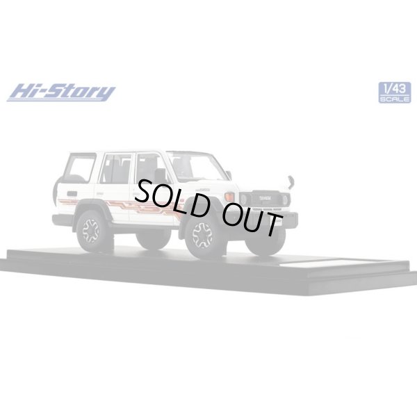 画像4: Hi Story 1/43 Toyota LAND CRUISER 70 AX (2023) Super White II with Stripe Tape