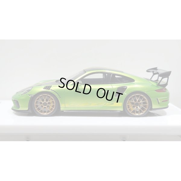 画像2: EIDOLON 1/43 Porsche 911 (991.2) GT3 RS Weissach package 2018 Giallo Verde Pearl with Body Stirpes Limited 32 pcs.