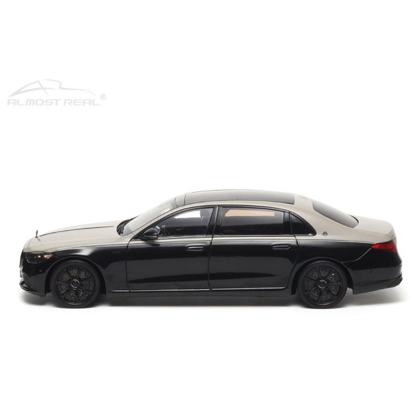 画像2: ALMOST REAL 1/18 Mercedes-Maybach S-Class Night Series - 2023 - Mojave Silver/Onyx Black