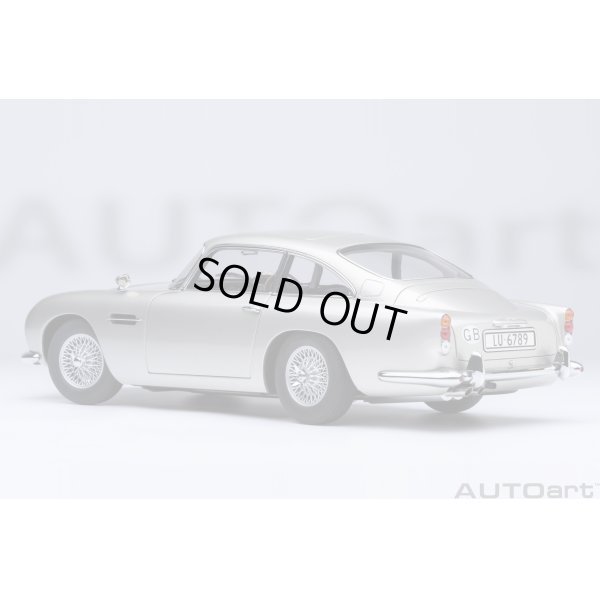 画像2: AUTOart 1/18 Aston Martin DB5 “Goldfinger” Bond Car (Silver)