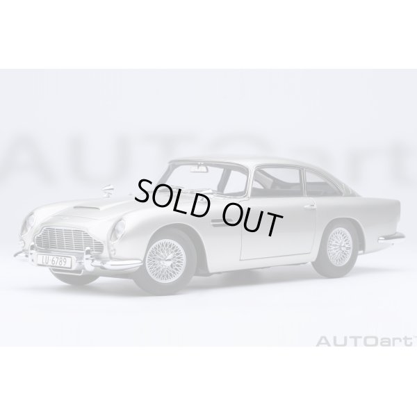 画像1: AUTOart 1/18 Aston Martin DB5 “Goldfinger” Bond Car (Silver)