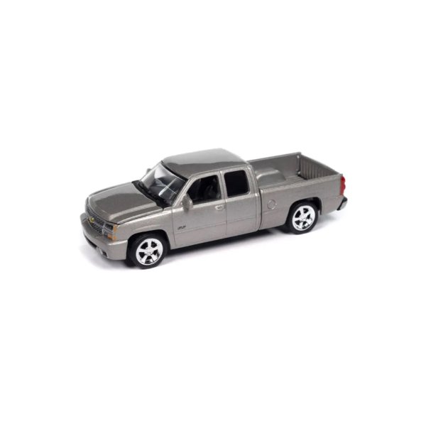 画像2: auto world 1/64 2006 Chevy Silverado SS Fine Silver Birch