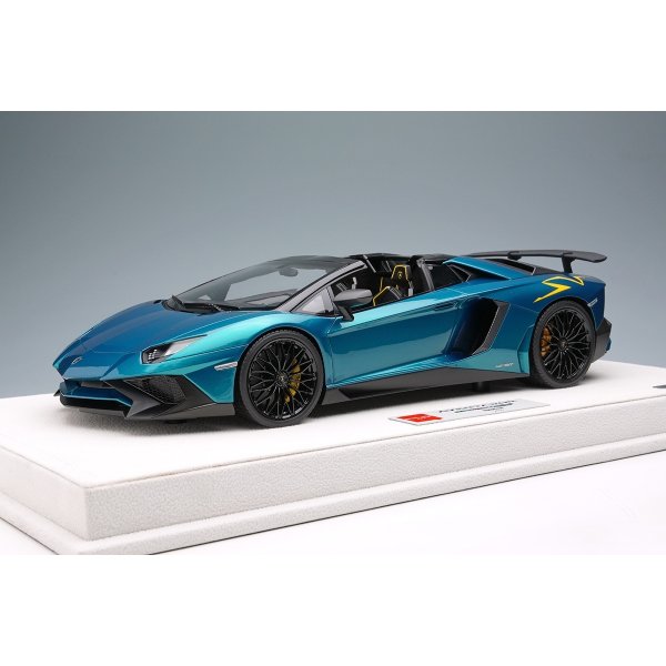 画像2: EIDOLON 1/18 Lamborghini Aventador LP750-4 SV Roadster 2015 Artemis Green (Yellow Large SV Logo) Limited 50 pcs.