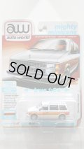 auto world 1/64 1985 Dodge Caravan DW2 White / Woody