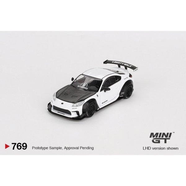 画像2: MINI GT 1/64 Toyota GR86 LB★Nation White (RHD)