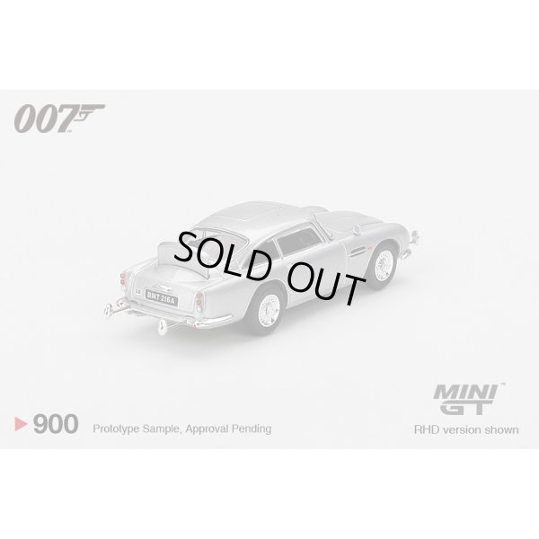 画像2: MINI GT 1/64 Aston Martin DB5 "Goldfinger" Japan limited package