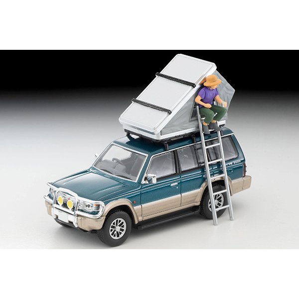 画像1: TOMYTEC 1/64 Limited Vintage NEO Mitsubishi Pajero Mid Roof Wide VR '91 (Green/Beige) オプションパーツ装着車 テント, フィギュア付 