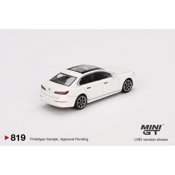 画像2: MINI GT 1/64 BMW i7 xDrive60 Mineral White (RHD)