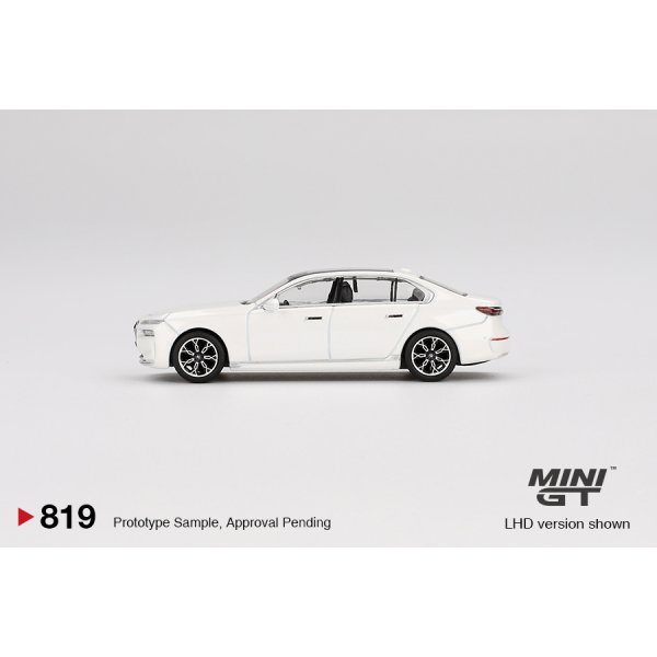 画像3: MINI GT 1/64 BMW i7 xDrive60 Mineral White (LHD)