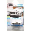 auto world 1/64 1973 Ford Mustang Mach 1 Pearl White