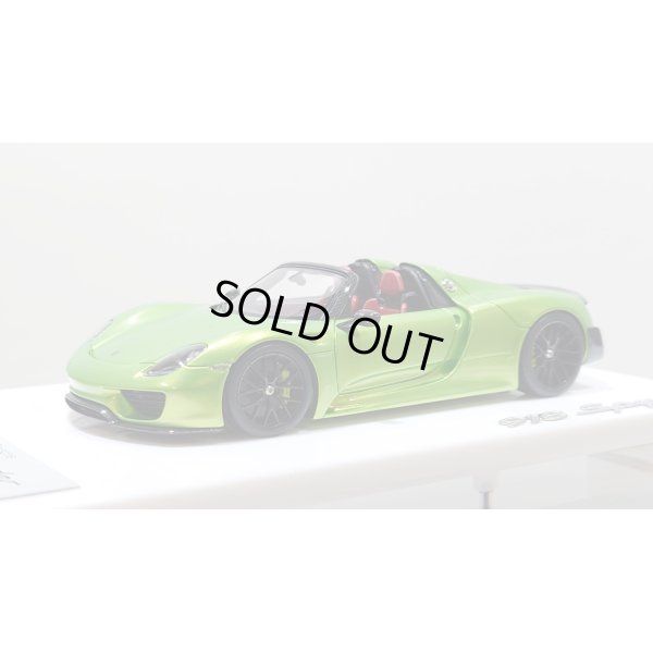 画像1: EIDOLON 1/43 Porsche 918 Spyder weissach package 2011 Giallo Verde Pearl Limited 35 pcs.