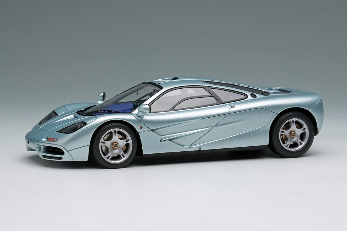 EIDOLON COLLECTION 1/43 McLaren F1 Roadcar 1994 Pale Blue Metallic Limited 100 pcs.