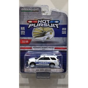 画像: GREEN LiGHT 1/64 Hot Pursuit Series 33 '18 Dodge Durango - Veterans Affairs Police