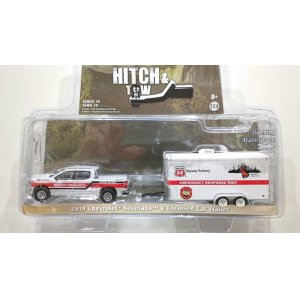 画像: GREEN LiGHT 1/64 Hitch & Tow Series 19 '19 Chevrolet Silverado and Phillips 66 Bayway Refinery Emergency Response Unit Trailer