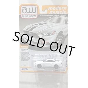 画像: auto world Premium 2020 Release 1B 1/64 '17 Ford Mustang GT Oxford White w/Black