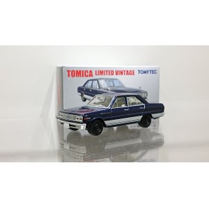 画像: TOMYTEC 1/64 LIMITED VINTAGE NISSAN CEDRIC Personal 6 Catalog Model '68 Navy Blue