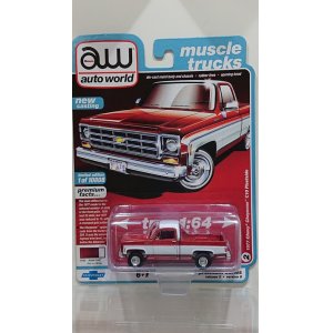 画像: auto world 1/64 '77 Chevrolet Fleetside Pickup Truck Metallic Red