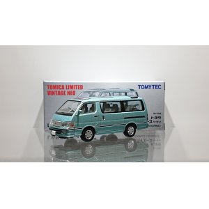 画像: TONYTEC 1/64 Limited Vintage NEO TOYOTA HIACE Wagon Super Custom G '02 Light Green