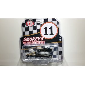 画像: ACME 1/64 Smokey Yunick - 1970 Ford F-350 Ramp Truck with #11 1969 Ford Trans Am Mustang