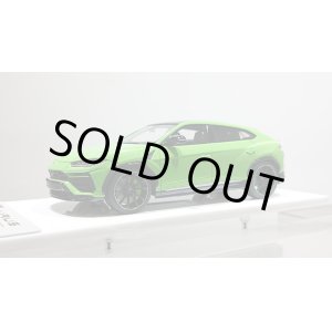 画像: EIDOLON 1/43 Lamborghini URUS Pearl Capsule 2020 Verde Mantis (Pearl Green) Limited 80 pcs.