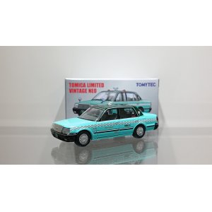 画像: TOMYTEC 1/64 Limited Vintage NEO Toyota Crown Sedan Taxi (Green Cab)