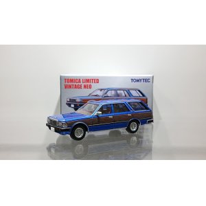 画像: TOMYTEC 1/64 Limited Vintage NEO Nissan Gloria Wagon V20E GL Custom Ver. (Blue / Wood grain)