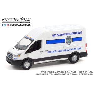 画像: GREEN LiGHT EXCLUSIVE 1/64 2020 Ford Transit LWB High Roof - West Palm Beach, Florida Police Department Hostage