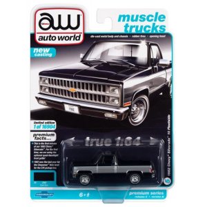 画像: auto world 1/64 1982 Chevy Silverado 10 Midnight Blue / Silver