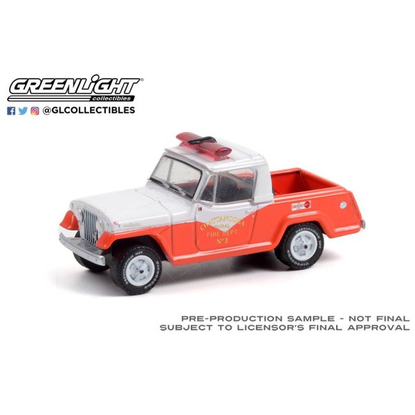 画像2: GREEN LiGHT EXCLUSIVE 1/64 1967 Jeep Jeepster Commando - Chattanooga Rural Fire Dept. No.3 (2)