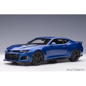 画像: AUTOart 1/18 Chevrolet Camaro ZL1 2017 (Hyper Blue Metallic)