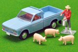 画像: TOMYTEC 1/64 Datsun Truck 1500 Deluxe (Light Blue) with Figure