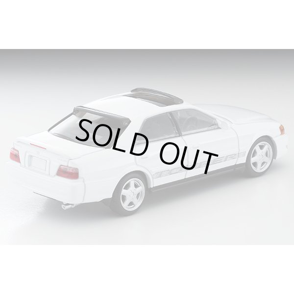 画像2: TOMYTEC 1/64 Limited Vintage NEO Toyota Chaser 2.5 Tourer S (White) '98 (2)