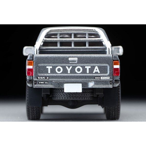 TOMYTEC 1/64 Diorama Collection 64 #Car Snap 14a BBQ2 (with Toyota Hilux 4WD)  - AXELLWORKS HOBBYTOWN
