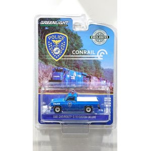 画像: GREEN LiGHT EXCLUSIVE 1/64 1981 Chevrolet C-10 Custom Deluxe - Conrail (Consolidated Rail Corporation) Police