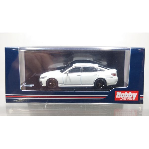 画像1: Hobby JAPAN 1/64 Toyota CROWN HYBRID 2.5 RS Limited White Pearl Crystal Shine (1)