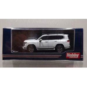 画像: Hobby JAPAN 1/64 Toyota Land Cruiser (JA300W) ZX Precious White Pearl ベージュ内装