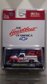 画像: M2 Machines 1/64 1990 Chevrolet C1500 SS454 White/Red Flame