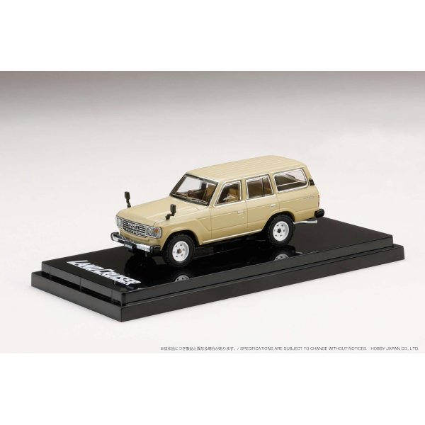 画像2: Hobby JAPAN 1/64 Toyota Land Cruiser 60 GX 1981 Traditional Beige (2)