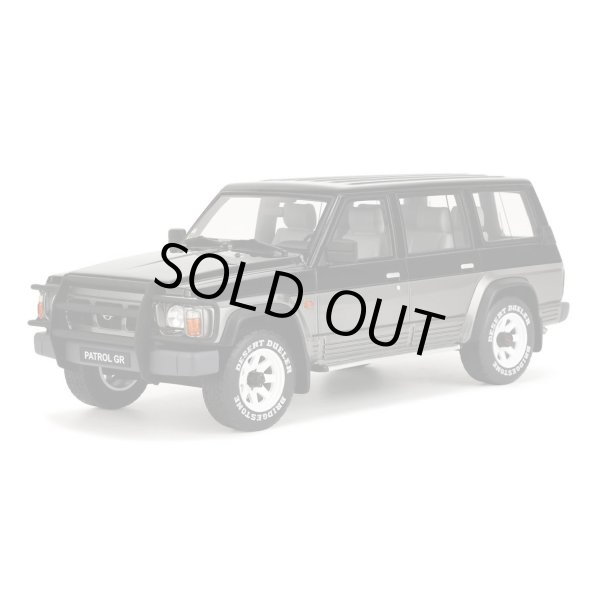 画像1: OttO mobile 1/18 Nissan Patrol GR 1992 (Black/Gray) (1)