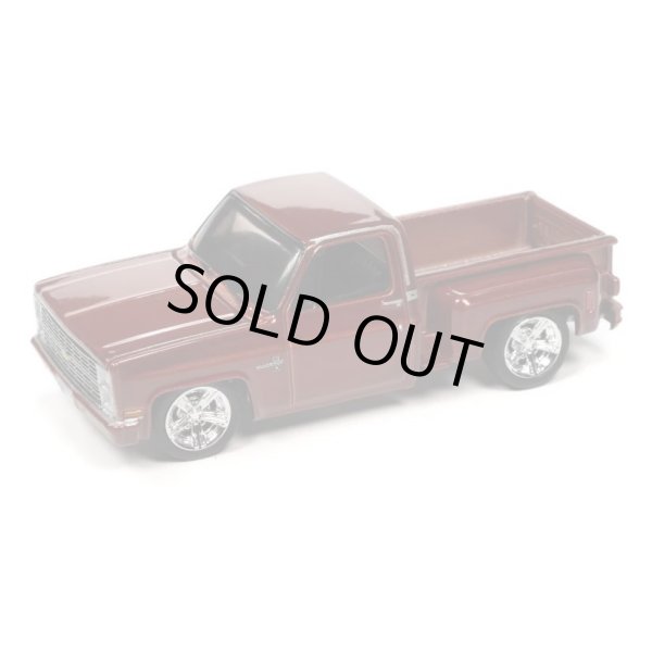 画像2: auto world 1/64 1983 Chevy Silverado Stepside Lowdown Tangerine (2)