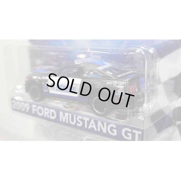 画像5: GREEN LiGHT EXCLUSIVE 1/64 2009 Ford Mustang GT - Edmonton Police, Edmonton, Alberta, Canada - Blue Line Racing 25 Years (5)